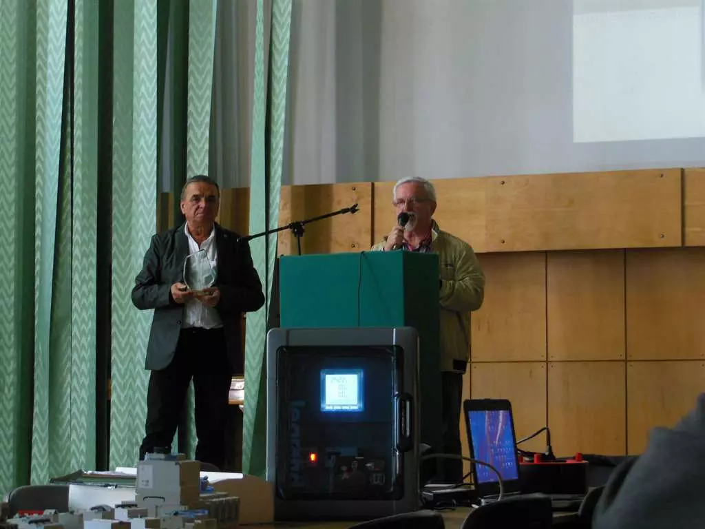 Uczestnicy podczas spotkania w sali konferencyjnej NOT w Olsztynie